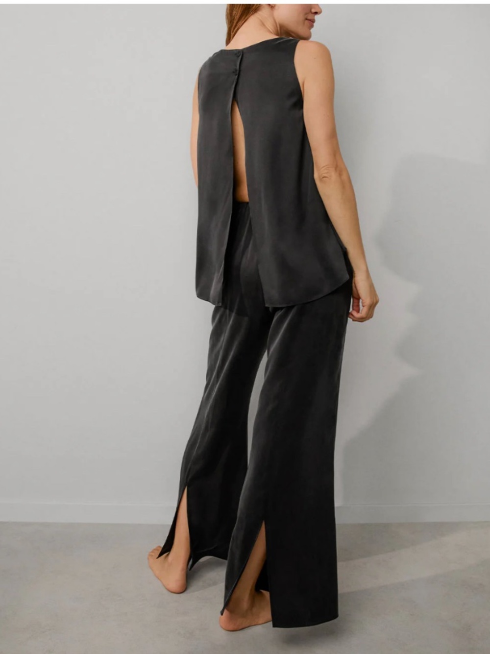 LUNYA NWOT Washable Silk Back Slit Pant Set in Immersed Black Size M